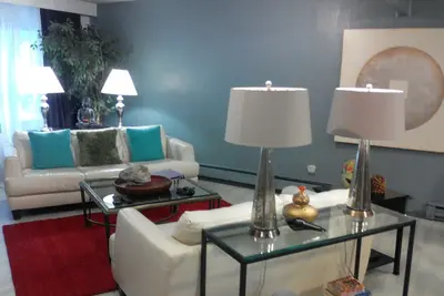 Image de Midtown Corporate ou vacances près de l'aéroport - confort