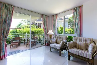 Image de Baan PooLom HH_3Bedroom Apt Near Pool