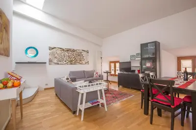 Image de Un loft romantique dans la charmante ville de Sienne avec ascenseur, Air C. et WIFi