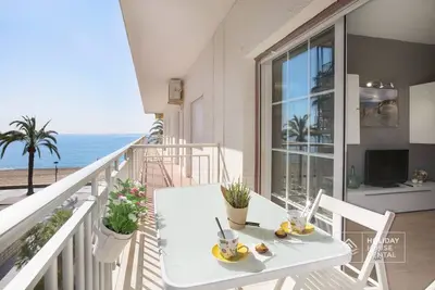 S12 · Appartement Front De Mer - Wifi Gratuit--