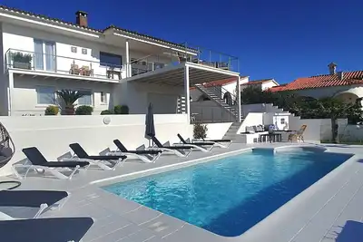 Sabina: Villa avec piscine à 500m de la plage