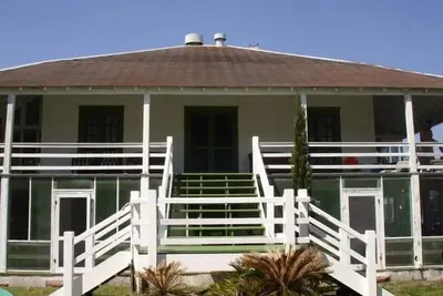 Image de Classique historique Tybee Beach House