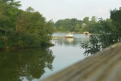 Image de Profitez de couchers de soleil sur le ruisseau In Your Own Private Paradise.