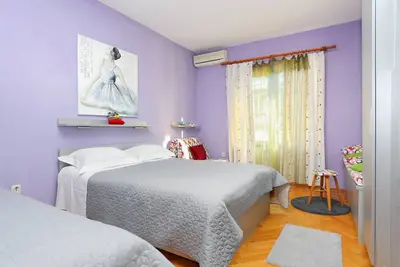 Image de Appartement de trois chambres avec la terrasse et la vue sur le mer Podgora, Makarska (A-16476-a)