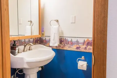 27 acres de forêt avec vue sur la montagne près du parc olympique Natl