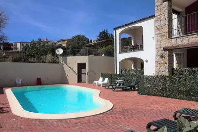 Image de Appartement de deux pièces au premier étage, jardin 4 lits.