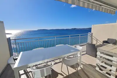 Image de 2/3 Pieces En Front De Mer Proche Plages Et Commerces