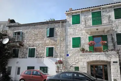 Image de Appartement du 18ème siècle au centre de Brela