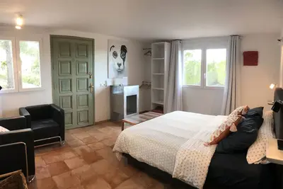 \"suite Golondrina\" endroit très calme, à seulement 10 minutes de la plage.