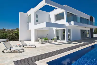 Image de Rent a Luxury Villa in Cyprus Close to the Beach, Protaras Villa 1239