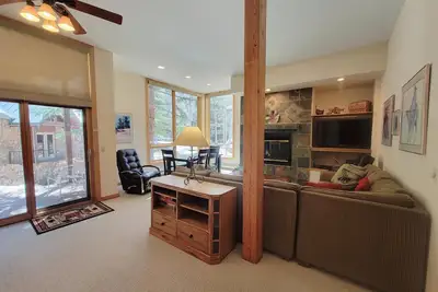 Image de Elégant Gem 2 chambres Situé dans le calme Cascade Village