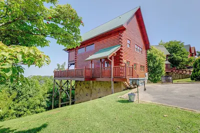 Image de Nouveau-Cabine Chic w / Fantastic Sunset Views + Deck