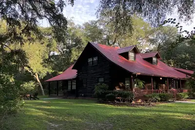 Image de Red Bird Cabin-Peace and Quiet Près de la rivière Suwannee