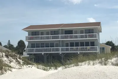 Image de Rare Old Florida Rental - Directement sur la plage