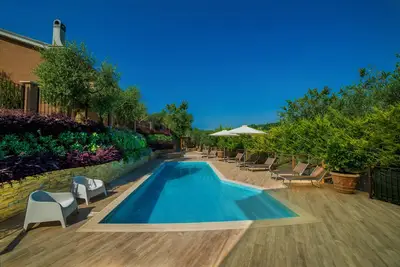 Image de Maison de vacances avec piscine à 350 mètres. de la mer au coeur de la Riviera delle Palme