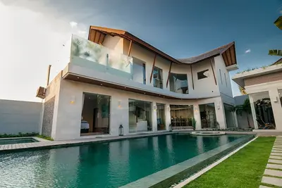 Image de Villa spacieuse et moderne de luxe avec 4 chambres, Seminyak