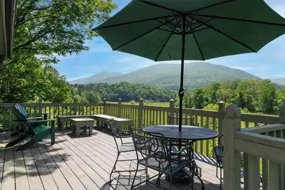 Cottage avec vue niché dans la vallée de Battenkill