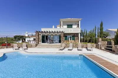 Image de Fantastique propriété de 5 chambres avec piscine à Vila Nova de Cacela