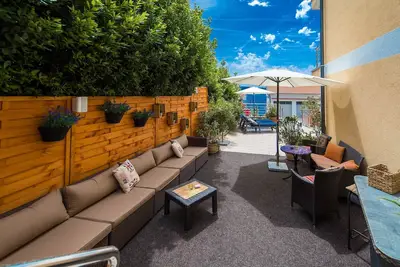 Image de Appartements Novoselic A6, WiFi gratuit, piscine jakuzzi gratuite, barbecue, emplacement parfait