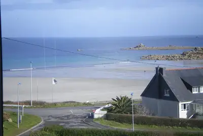 Image de Trevou-Treguignec, à 5min de Perros, triplex, pleine vue mer, 100 m de la plage