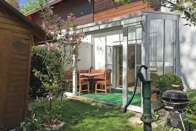 Image de Appartement idyllique et entièrement équipé dans un endroit calme et central.