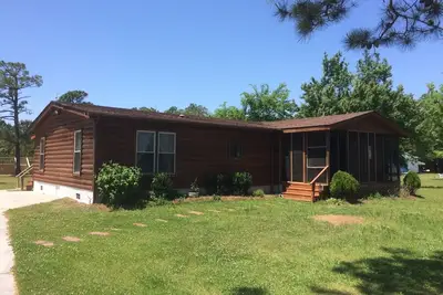 Image de Le West Bay Lodge propose des équipements spacieux pour une escapade parfaite