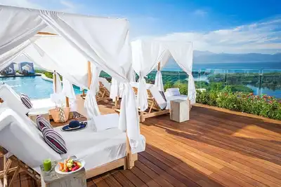 Image de Grand Luxxe 2 Br Suite-Gold Access Spa & Golf Disponible * Semaine des printemps *