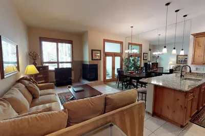 Image de Économies estivales avec jusqu'à 35% de réduction dans ce condominium de luxe 1 chambre à coucher