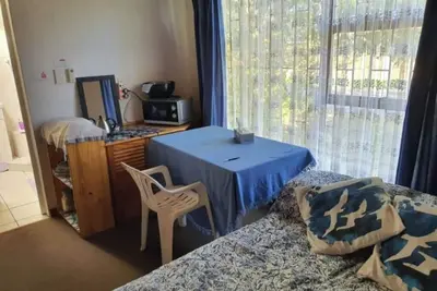 Image de WiFi, climatisation, micro-ondes, réfrigérateur. . .