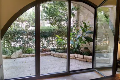 David Résidence Citadelle, appartement avec jardin, très bien situé!