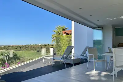 Image de Brand New Golf de luxe et Appartement Holiday Beach Finca Cortesin Golf Club