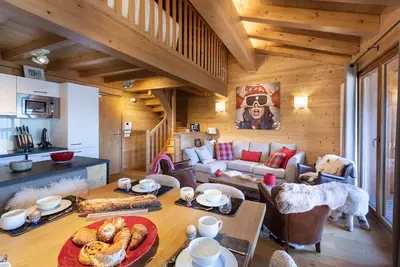 Image de Triplex  100m², full services 4*, 3 chbr, 2 sdb/d, 3 balcons Sud et 2 parkings