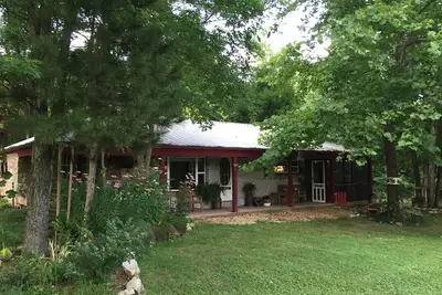 Image de Belle crique et cabine - privé et paisible - pêche, faune - ferme