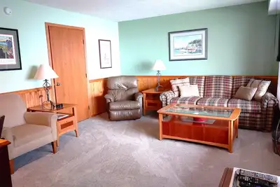 Image de Condo Elk Rapids Avec Vue Sur La Baie
