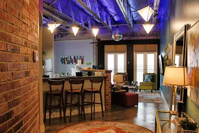 Image de Green Door Lofts-Bo Ho Loft Silos/Downtown