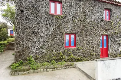 Image de Charme champêtre avec superbe vue sur la mer et la côte nord de São Miguel