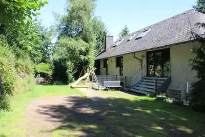 Image de Appartement spacieux avec équipement haut de gamme pour 12 personnes dans le savon volcanique