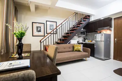 Image de Expat's Wife's Loft Apt à Makati (L9)