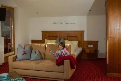 Image de Lit arrière - Maison Hirschpoint