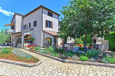 Image de Appartement de vacances Valbandon pour 1 - 8 personnes avec 3 chambres à coucher - Appartement de va