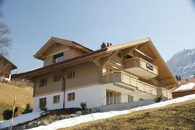Image de Luxueuse maison de vacances avec vue panoramique sur la face nord de l'Eiger