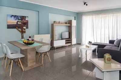 Image de [Nouveau] Appartement moderne au centre-ville, à 5 minutes de la plage
