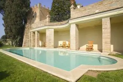 Image de Maison de vacances privée avec climatisation, bain à remous, Wifi, piscine, Tv, terrasse