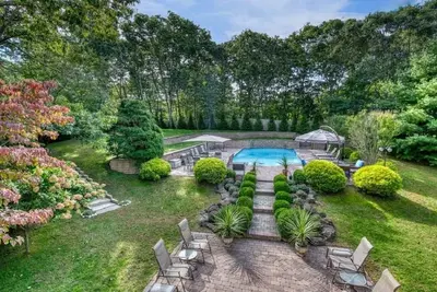 Image de Southampton Location juillet et / ou août 4bdr, 2Bath, piscine, bain à remous, pas d'animaux