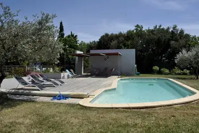 Image de Bastide des Ribias, située dans un champ d'oliviers! environnement unique