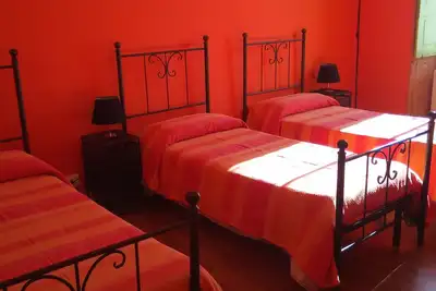 Image de Centre de Rome près du Colisée et de la gare