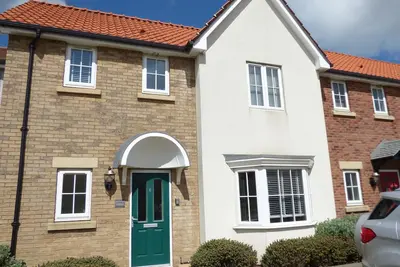 Image de Admirals Cottage Est Un Deux Chambres GÎTE Set Parmi Pacifique Parklands