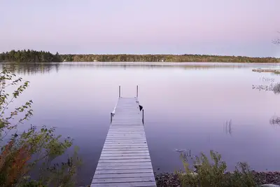 Image de Retraite au bord du lac avec Sandy Beach, parfait pour les enfants