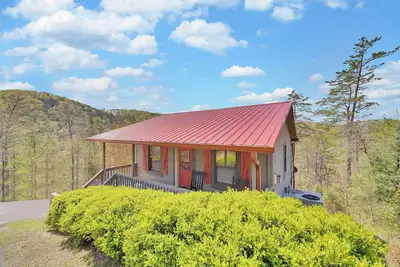 Image de Cabane Romantique avec une vue proche de Pigeon Forge et de toutes les attractions!