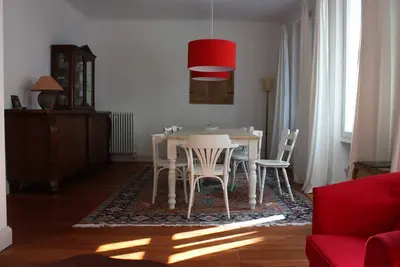 Image de Charmante maison de vigneron avec un grand jardin, entre les vignes